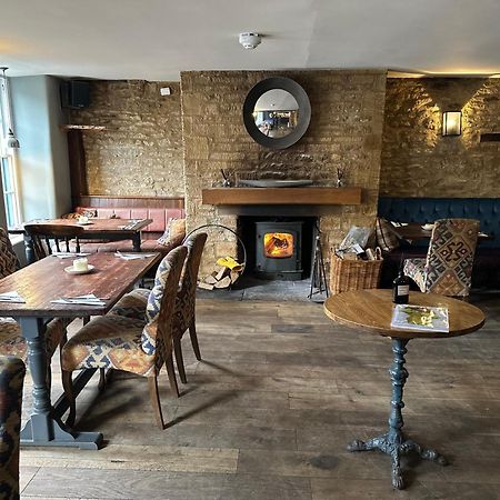 The Golden Pheasant Inn Burford Eksteriør bilde